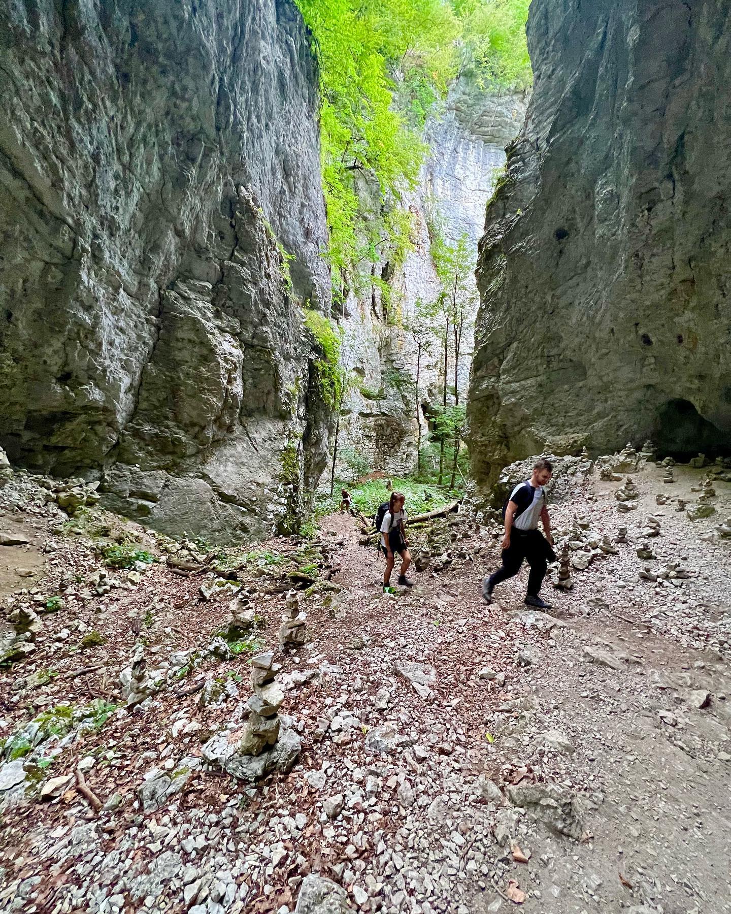 300648663_605844341325310_8559793437440364417_n